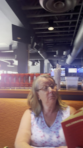 Photo of Boston Pizza - 285 Donald Rd, Williams Lake, BC V2G 4K4